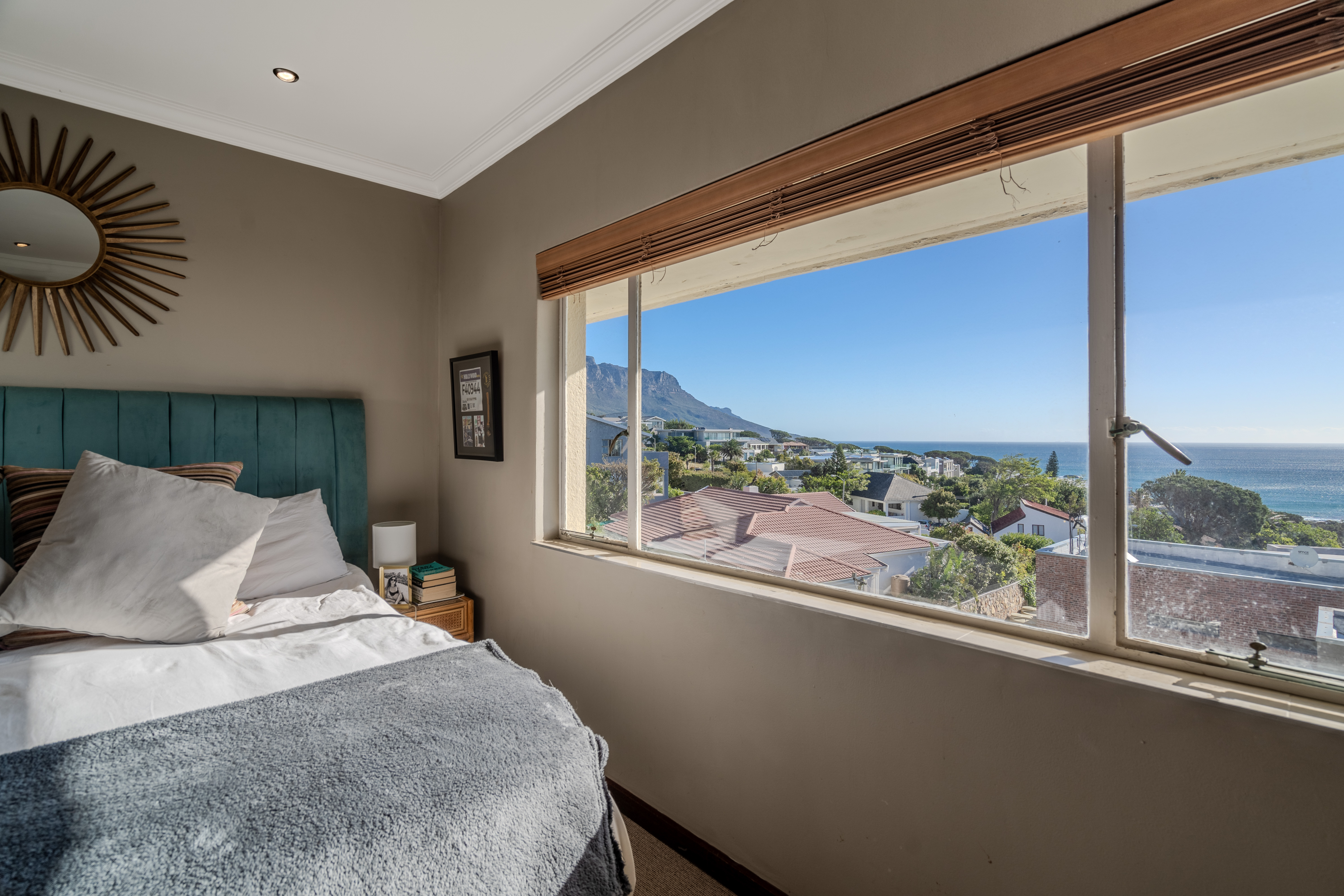 2 Bedroom Property for Sale in Camps Bay Western Cape